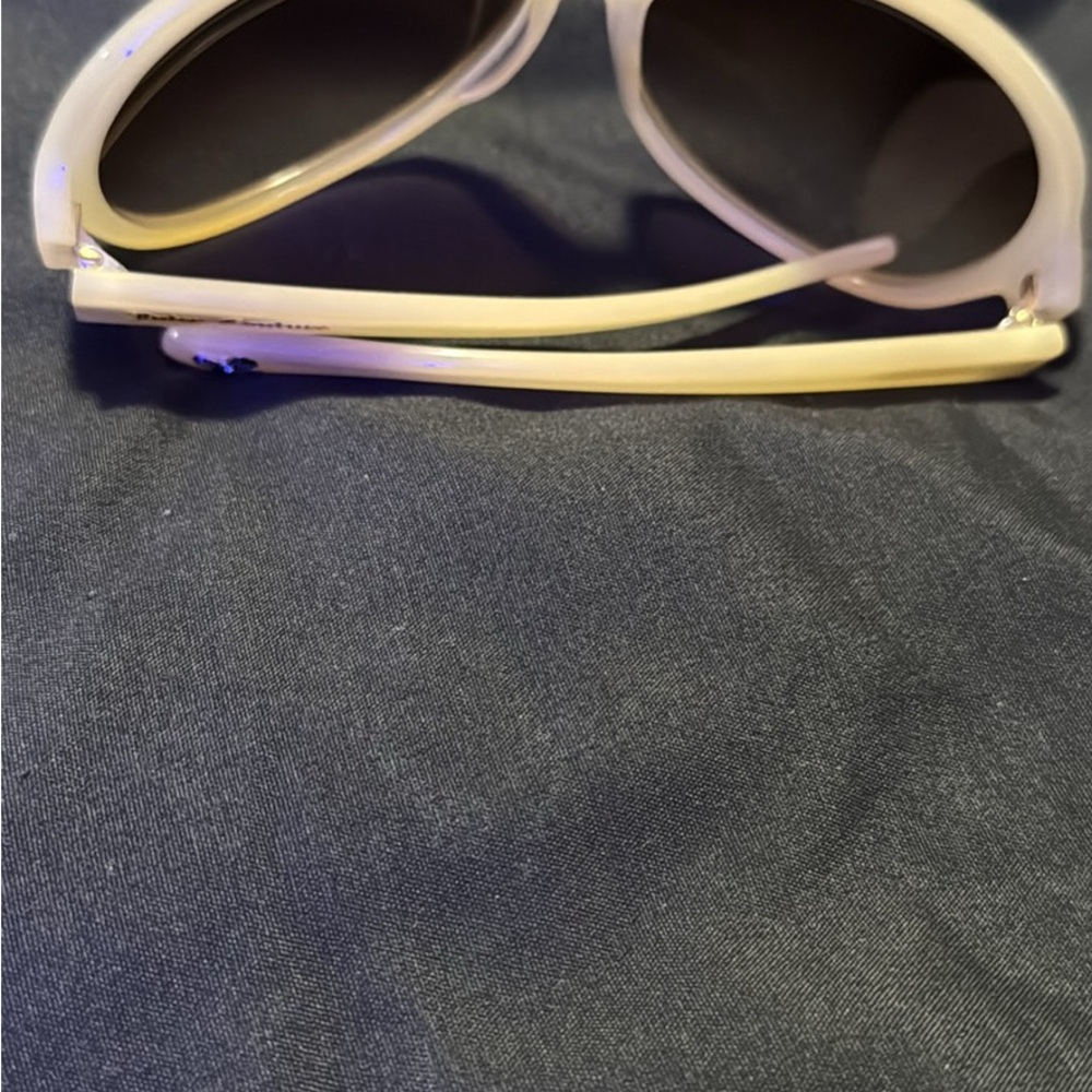 Juicy Couture ivory and Gold Sunglasses - Picture 2 of 2